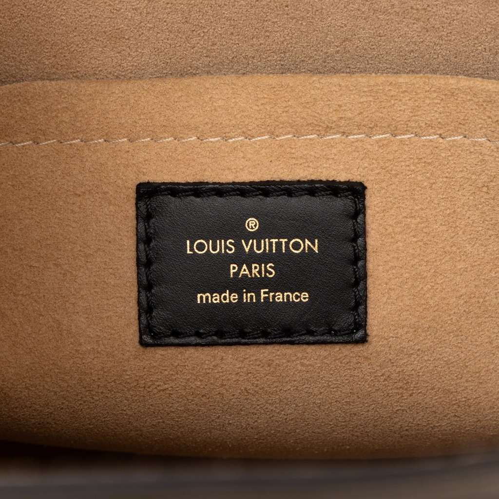 Louis Vuitton Monogram On My Side MM Red Leather Very good condition - Box View