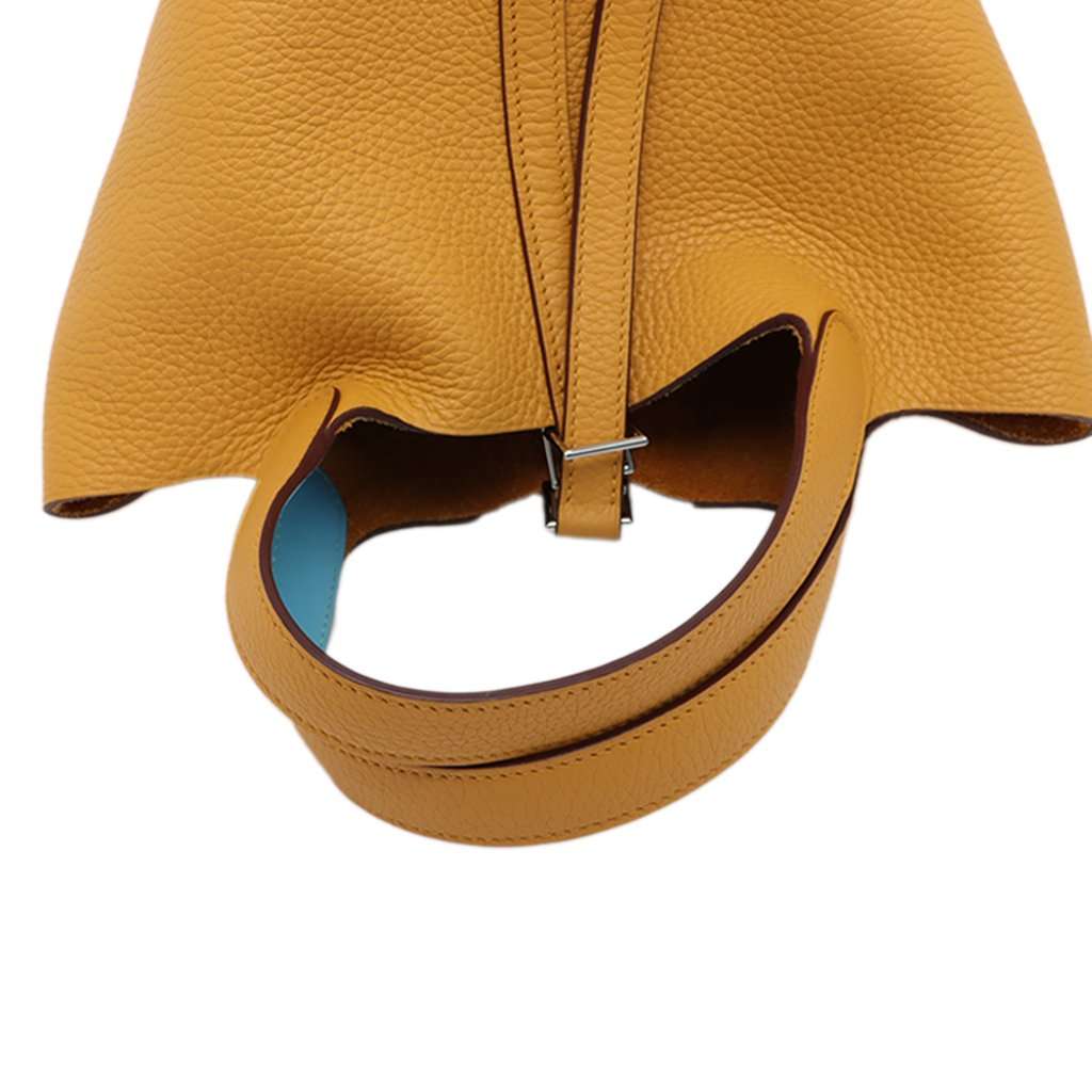 Hermès Clemence and Swift Picotin Lock 18 Eclat Yellow Leather Very good condition - Box View