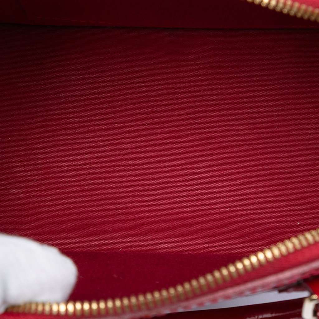 Louis Vuitton Monogram Vernis Alma BB Red Leather Very good condition - Model View