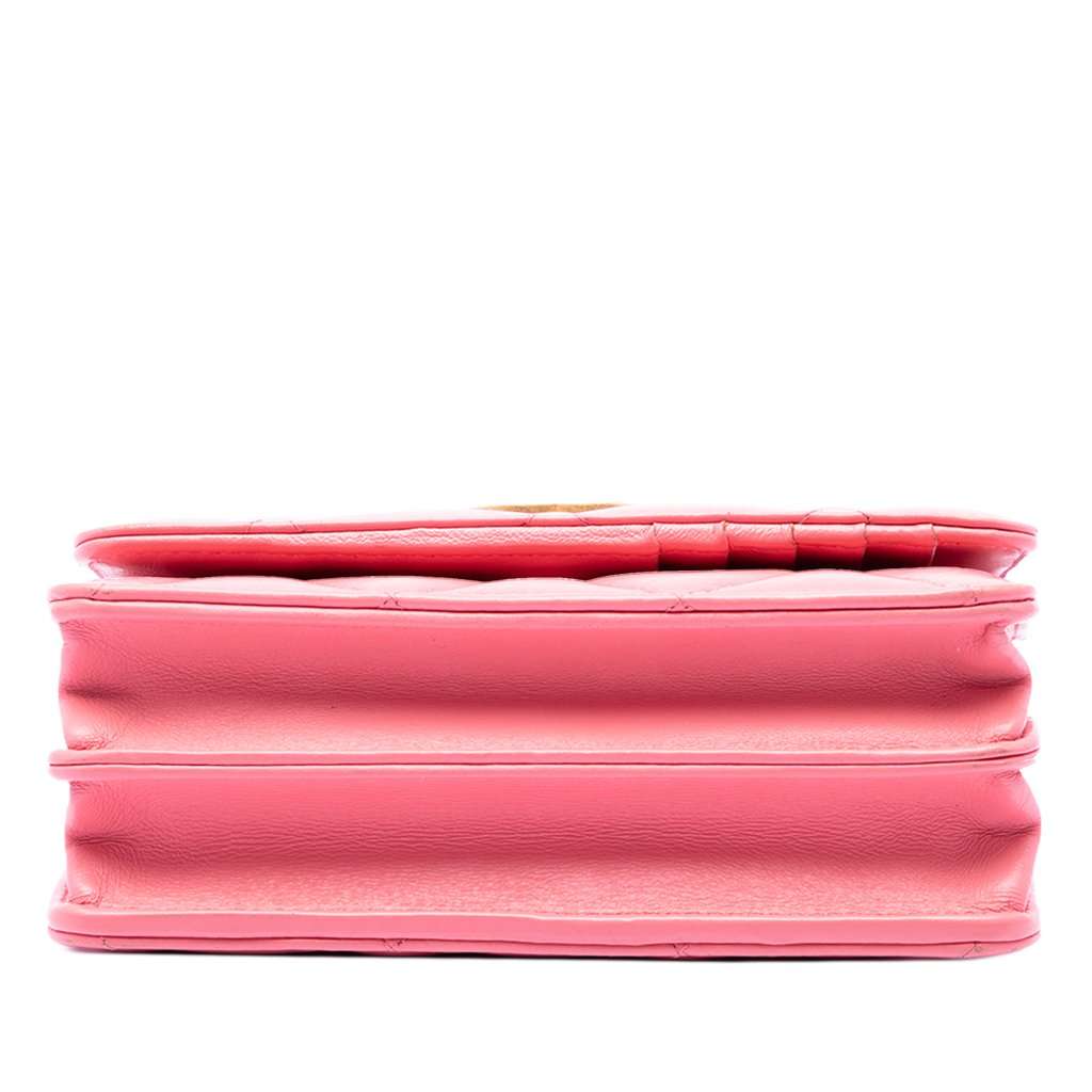 Chanel Mini Quilted Lambskin Pending CC Wallet On Chain Pink Leather Very good condition - Inside View