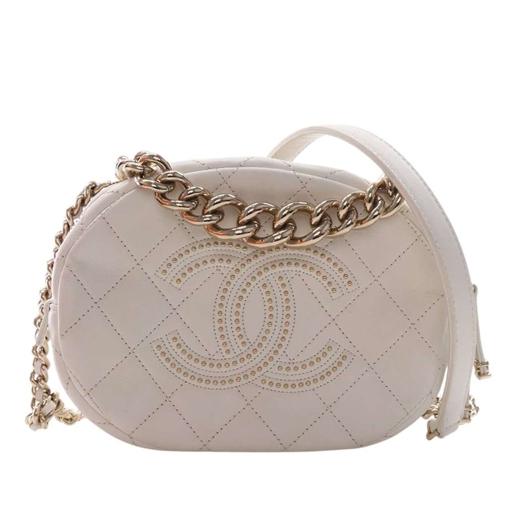 Chanel CC Quilted Studded Lambskin Round Camera Bag White Leather Very good condition - Front View