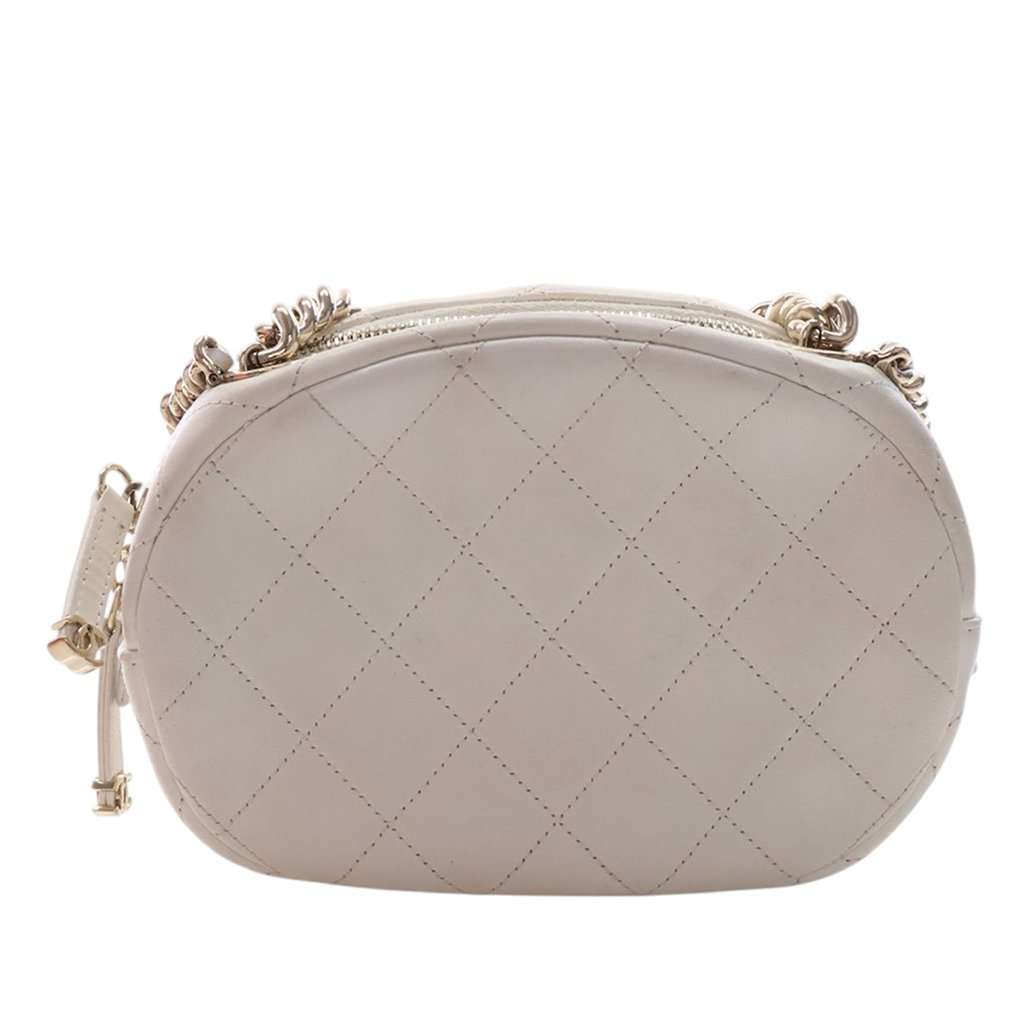 Chanel CC Quilted Studded Lambskin Round Camera Bag White Leather Very good condition - Model View