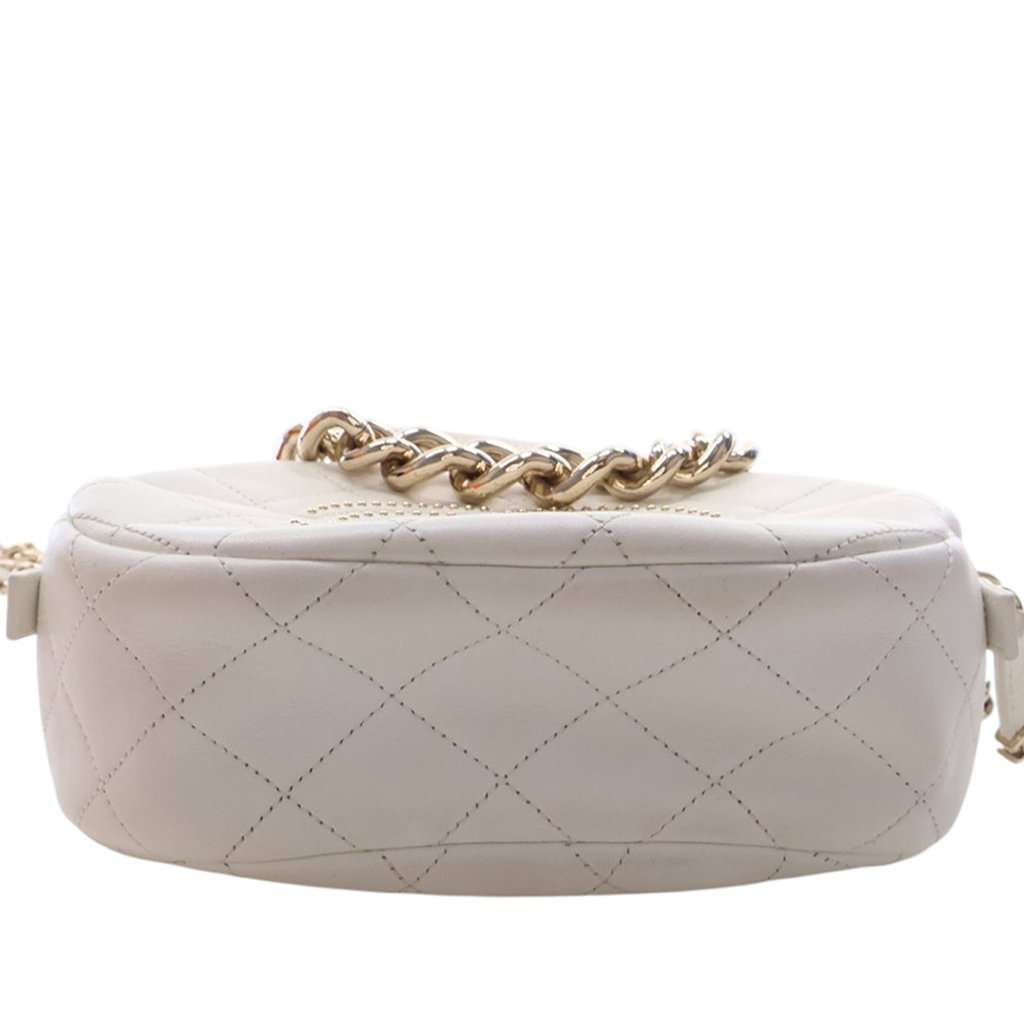 Chanel CC Quilted Studded Lambskin Round Camera Bag White Leather Very good condition - Box View