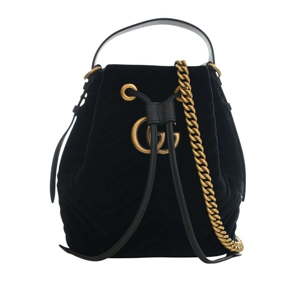Gucci GG Marmont 2.0 Matelasse Velvet Bucket Bag Black Very good condition - Front View