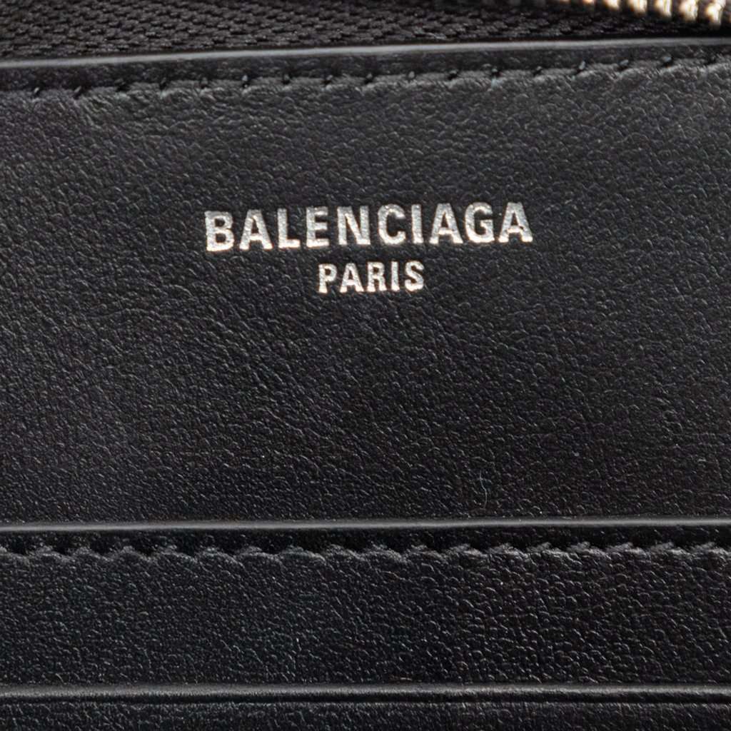 Balenciaga Leather Passport Phone Case Holder Black Leather Very good condition - Box View
