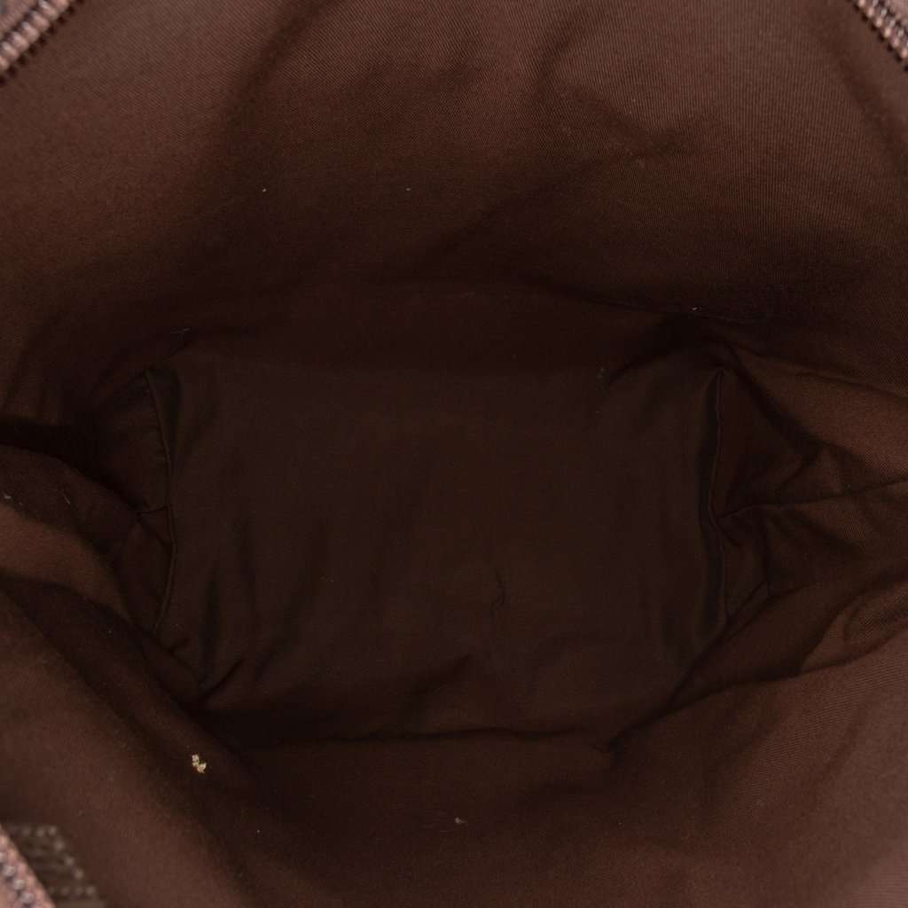 Gucci GG Canvas Tote Brown Very good condition - Model View