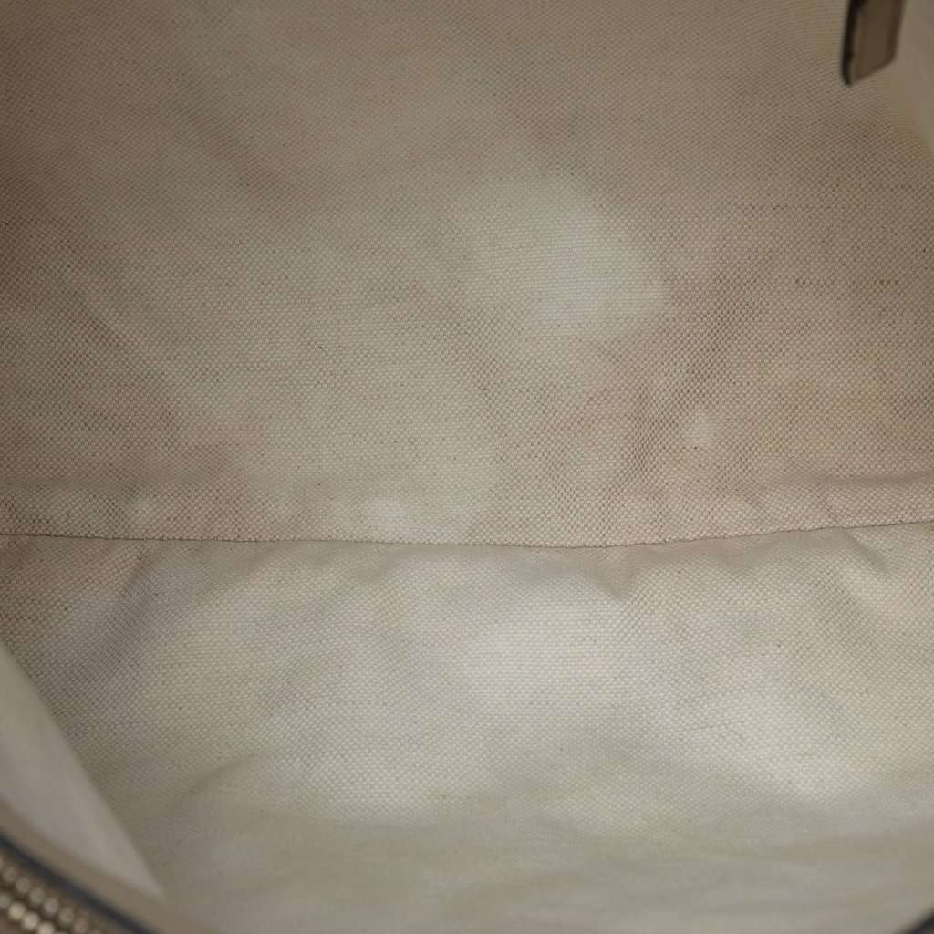 Gucci GG Canvas Sukey Tote Beige Very good condition - Model View