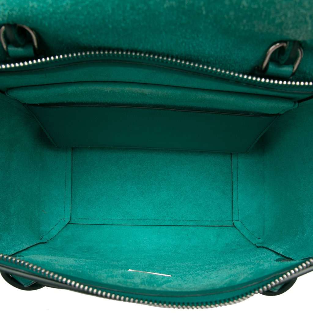 Celine Micro Grained Calfskin Belt Bag Green Leather Very good condition - Model View