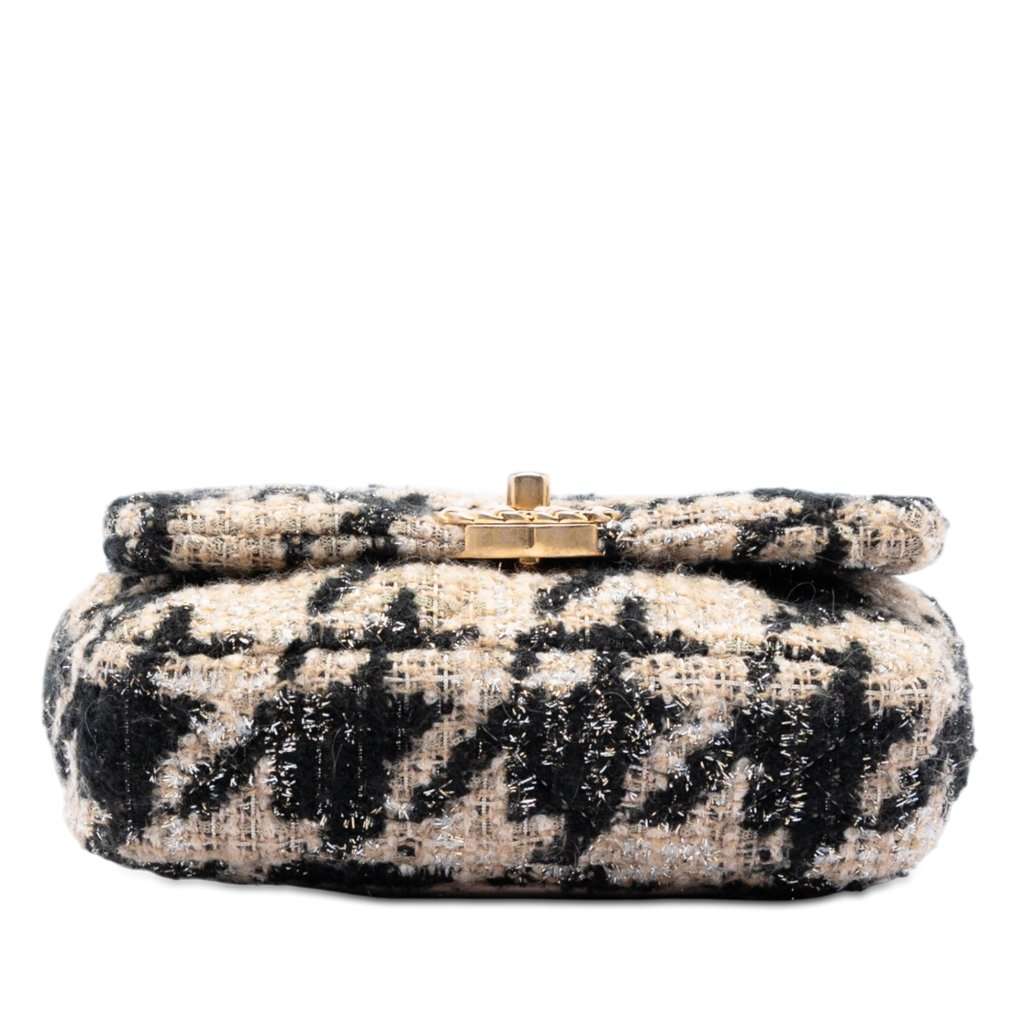 Chanel Houndstooth Tweed 19 Belt Bag Beige Very good condition - Inside View