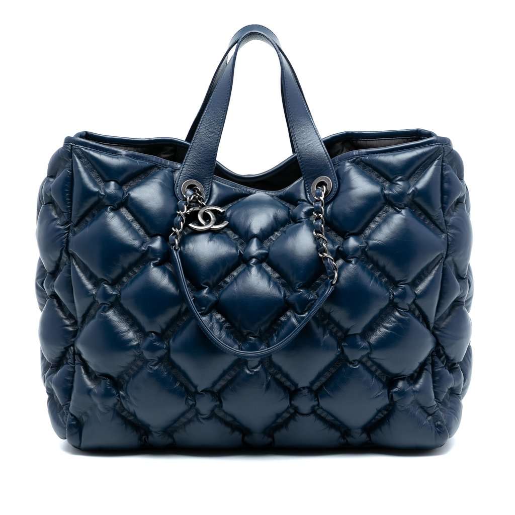 Chanel Large Quilted Leather Chesterfield Shopping Tote Blue Leather Very good condition - Front View