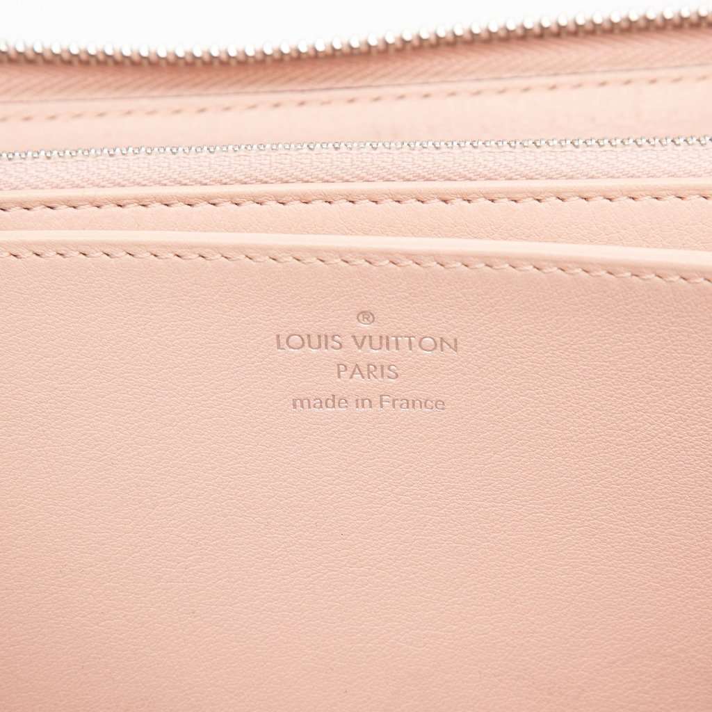 Louis Vuitton Monogram Mahina Zippy Wallet Pink Leather Very good - Box View