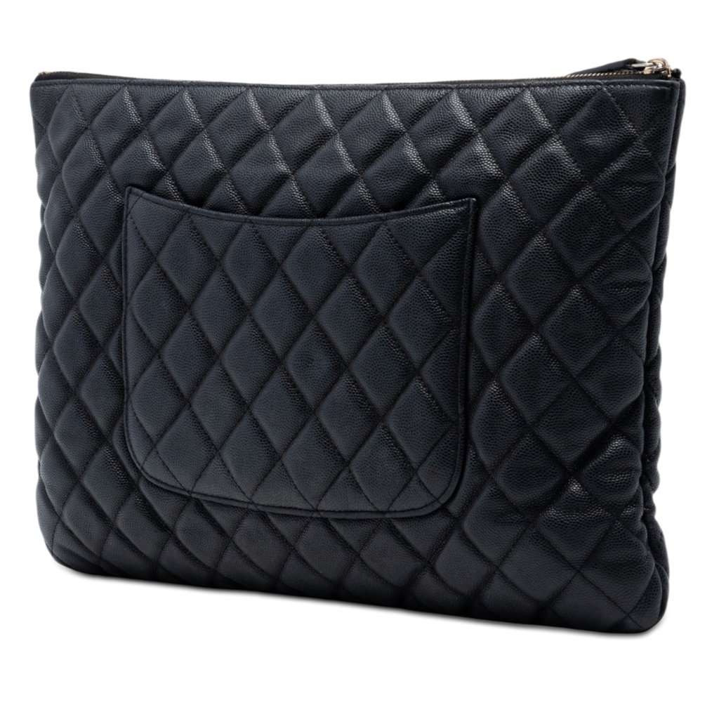 Chanel Large Quilted Caviar O Case Clutch Black Leather Very good condition - Back View