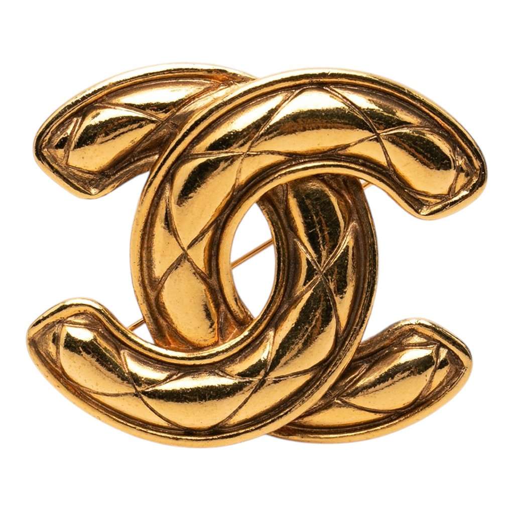 Chanel CC Gold Plated Quilted Brooch Gold Metal Very good condition - Front View