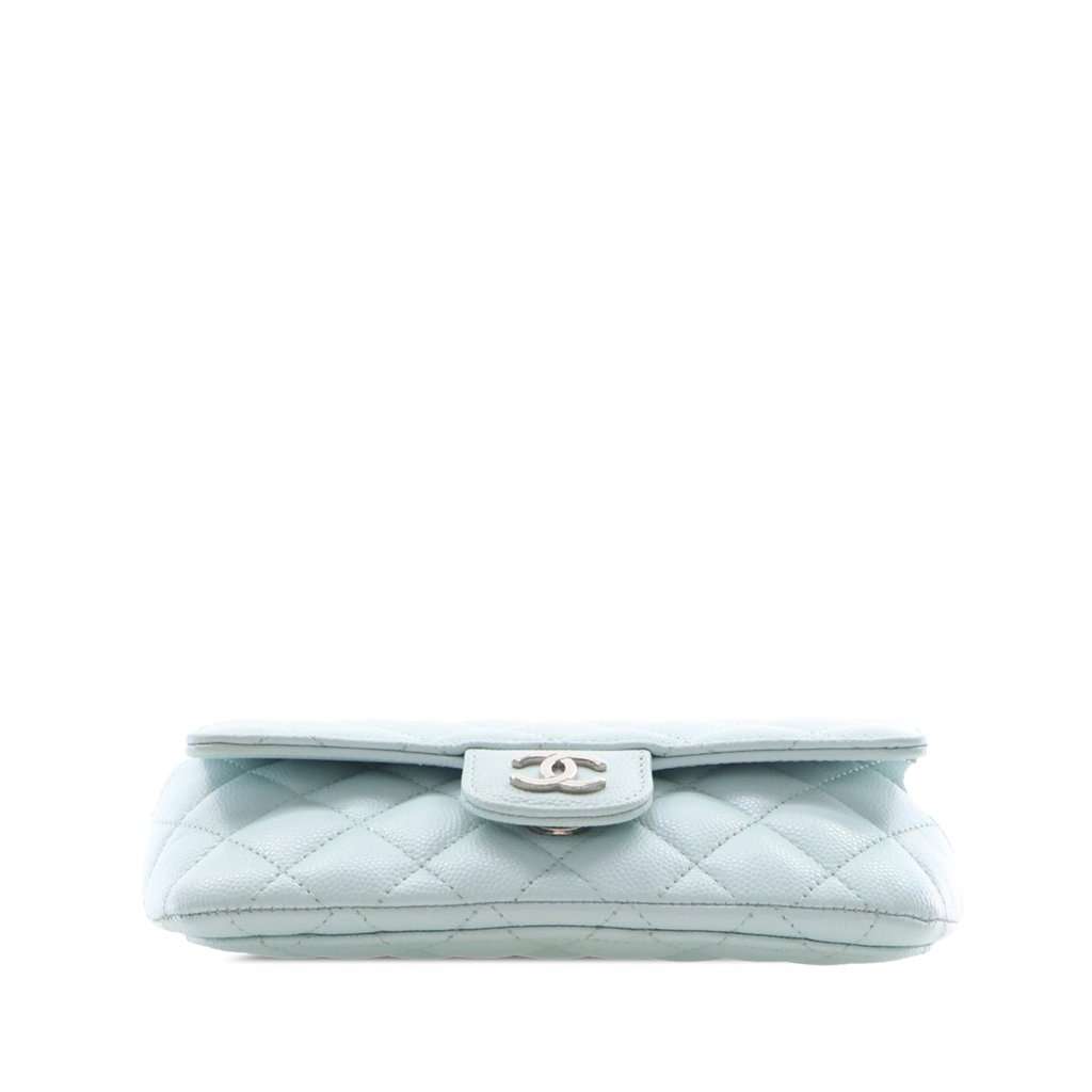 Chanel CC Quilted Caviar Glasses Case on Chain Blue Leather Very good condition - Model View