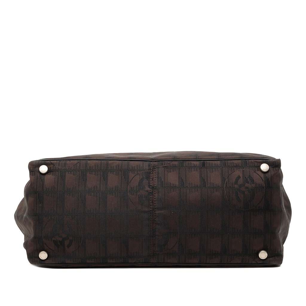 Chanel New Travel Line Nylon Tote Brown Very good condition - Inside View