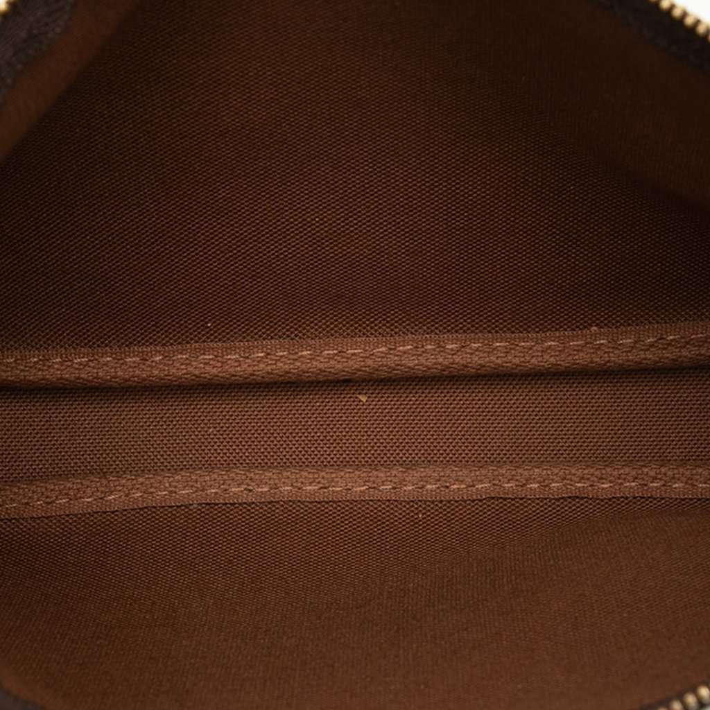 Louis Vuitton Monogram Pochette Accessoires Brown Very good condition - Model View