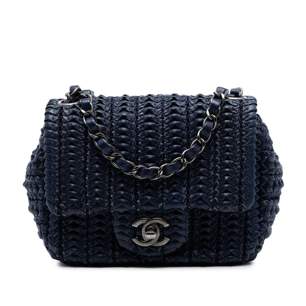 Chanel Paris Seoul Mini Crochet Lambskin Single Flap Blue Leather Very good condition - Front View