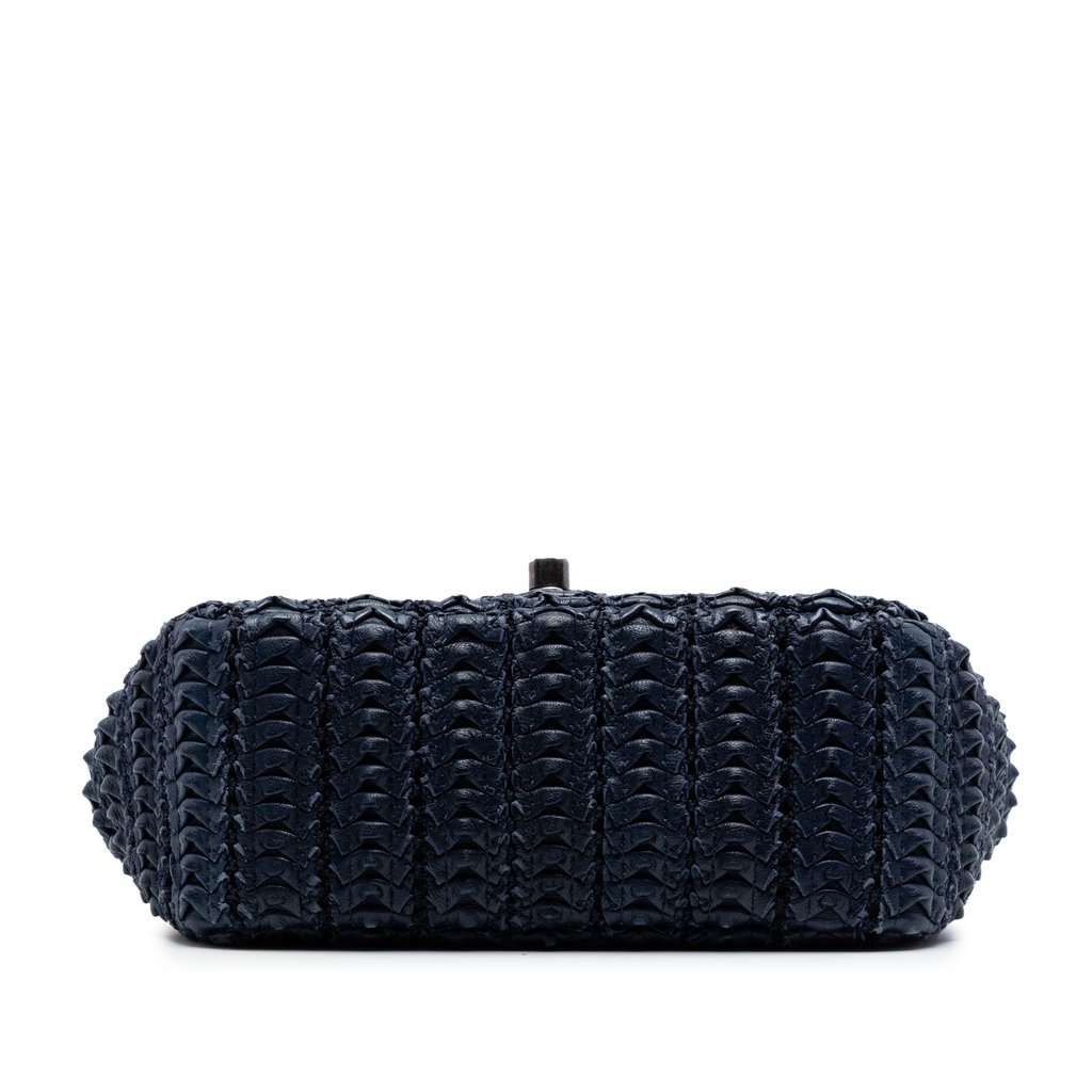 Chanel Paris Seoul Mini Crochet Lambskin Single Flap Blue Leather Very good condition - Inside View