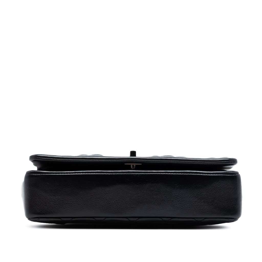 Chanel Small CC Quilted Lambskin Embossed Braid Single Flap Black Leather Very good condition - Inside View