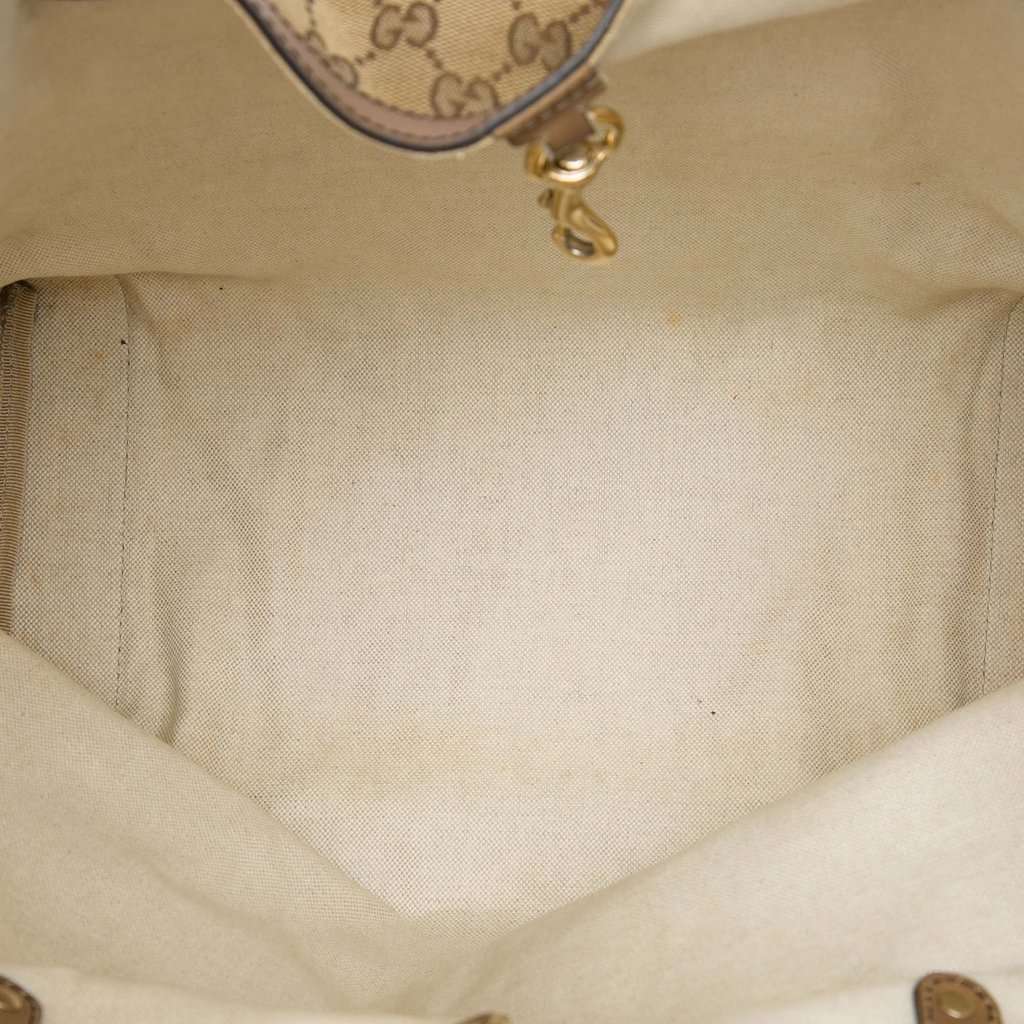 Gucci Medium GG Canvas Craft Tote Beige Very good - Model View