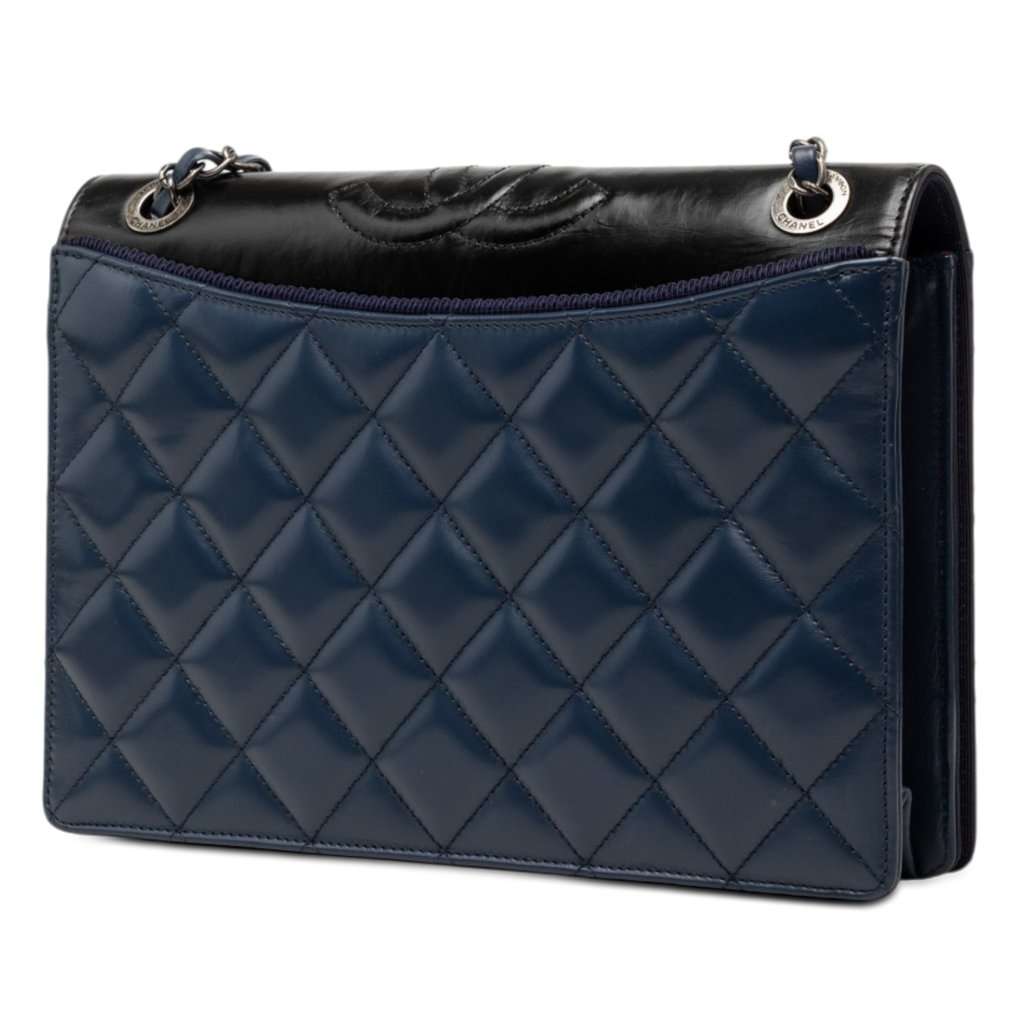 Chanel Small Quilted Calfskin Ballerine Flap Blue Leather Very good - Back View