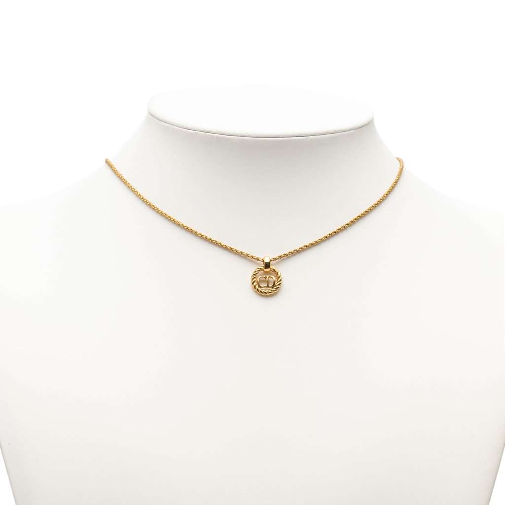 Dior Gold Plated CD Logo Pendant Necklace Gold Metal Very good condition - Box View