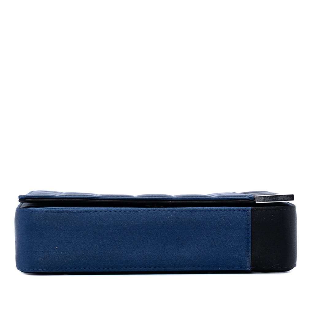 Chanel Mini Chocolate Bar Satin Shoulder Bag Blue Very good condition - Inside View