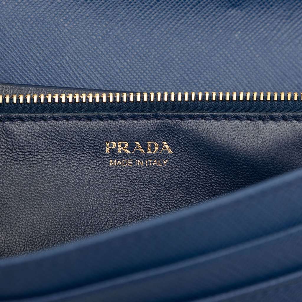 Prada Saffiano Wallet On Chain Blue Leather Very good - Box View
