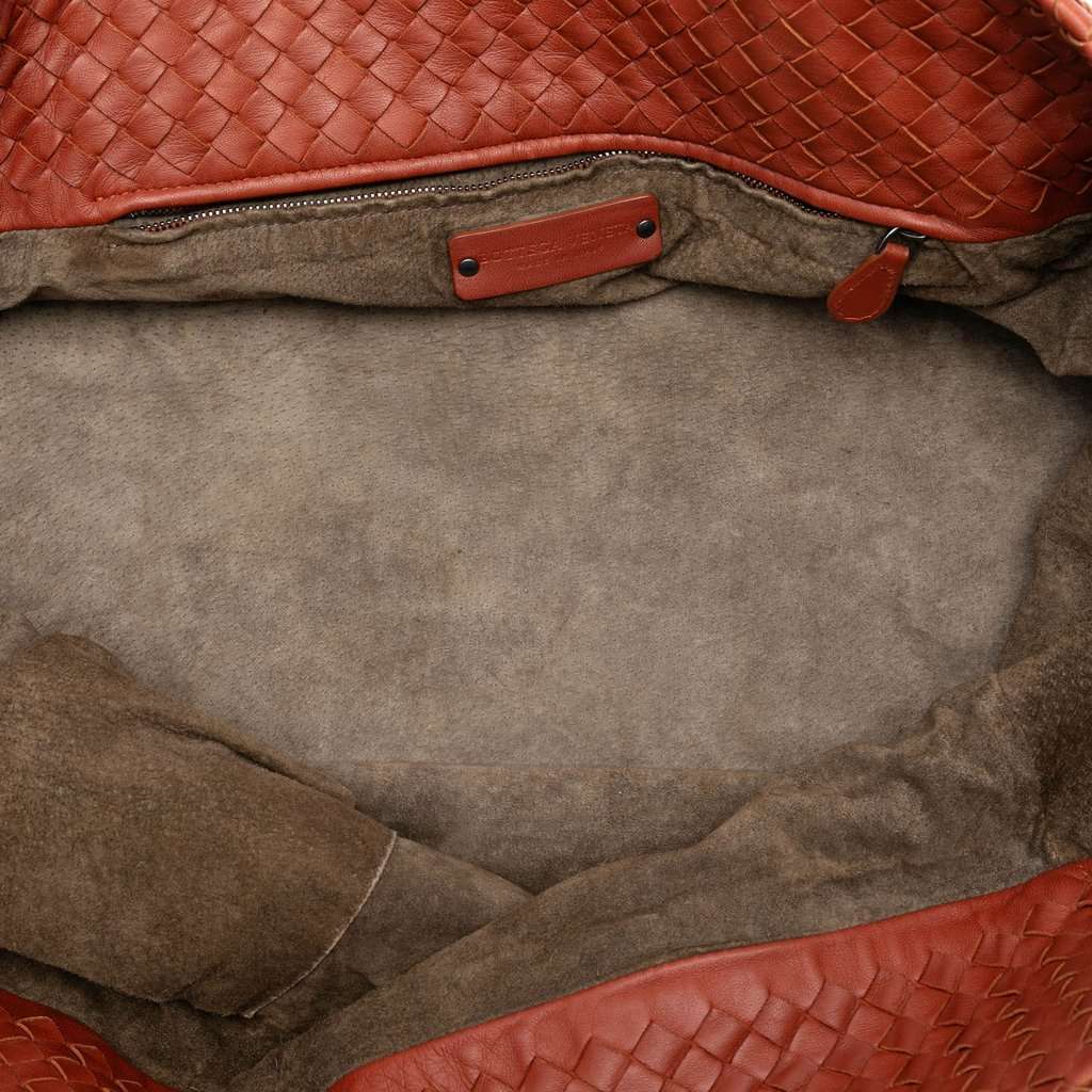 Bottega Veneta Large Nappa Intrecciato Cesta Tote Red Leather Very good condition - Model View