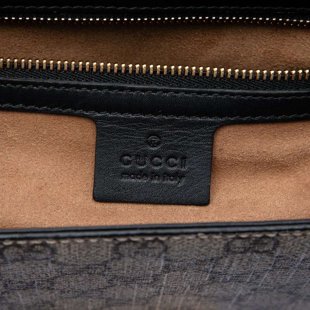 Gucci Medium GG Supreme Padlock Shoulder Bag Beige Very good condition - Box View