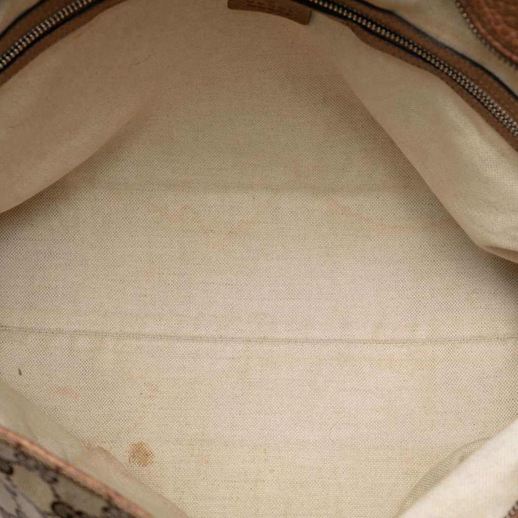 Gucci Medium GG Canvas Miss GG Satchel Beige Very good condition - Model View