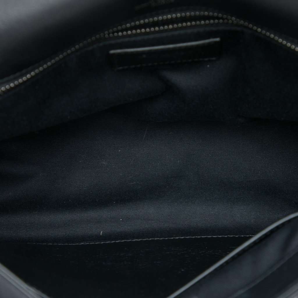 Saint Laurent Medium Pony Hair Niki Black Very good - Model View