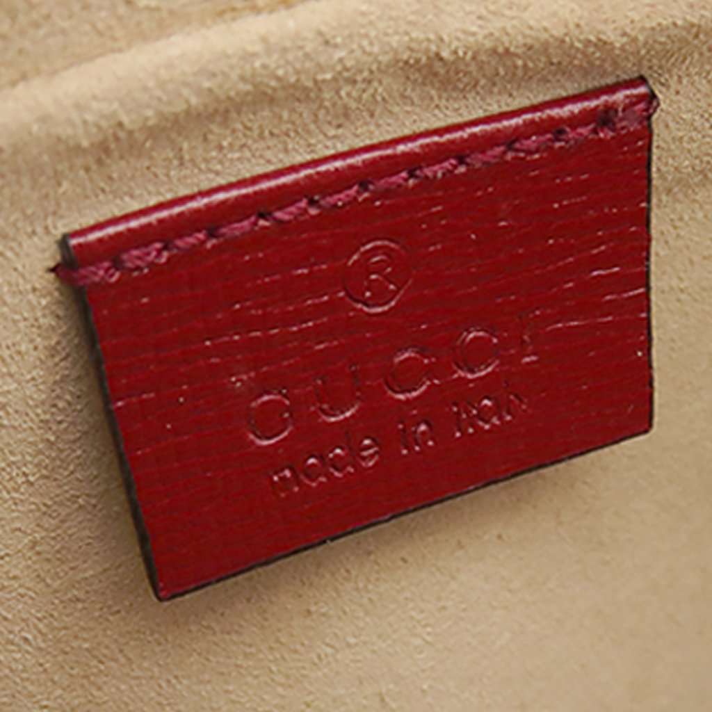 Gucci Calfskin Interlocking G Clutch Red Leather Very good - Box View
