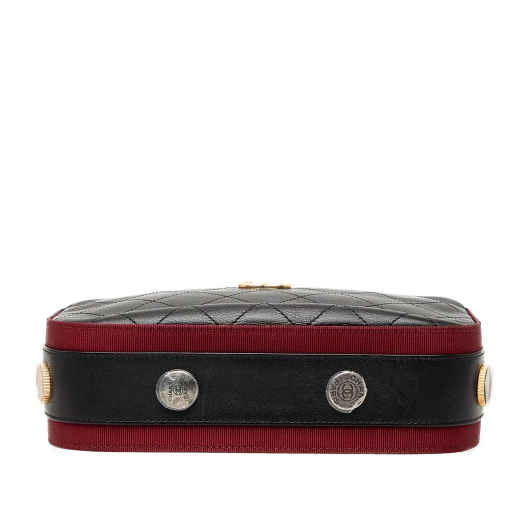 Chanel Calfskin Grosgrain Stitched Button Up Camera Case Black Leather Very good condition - Inside View