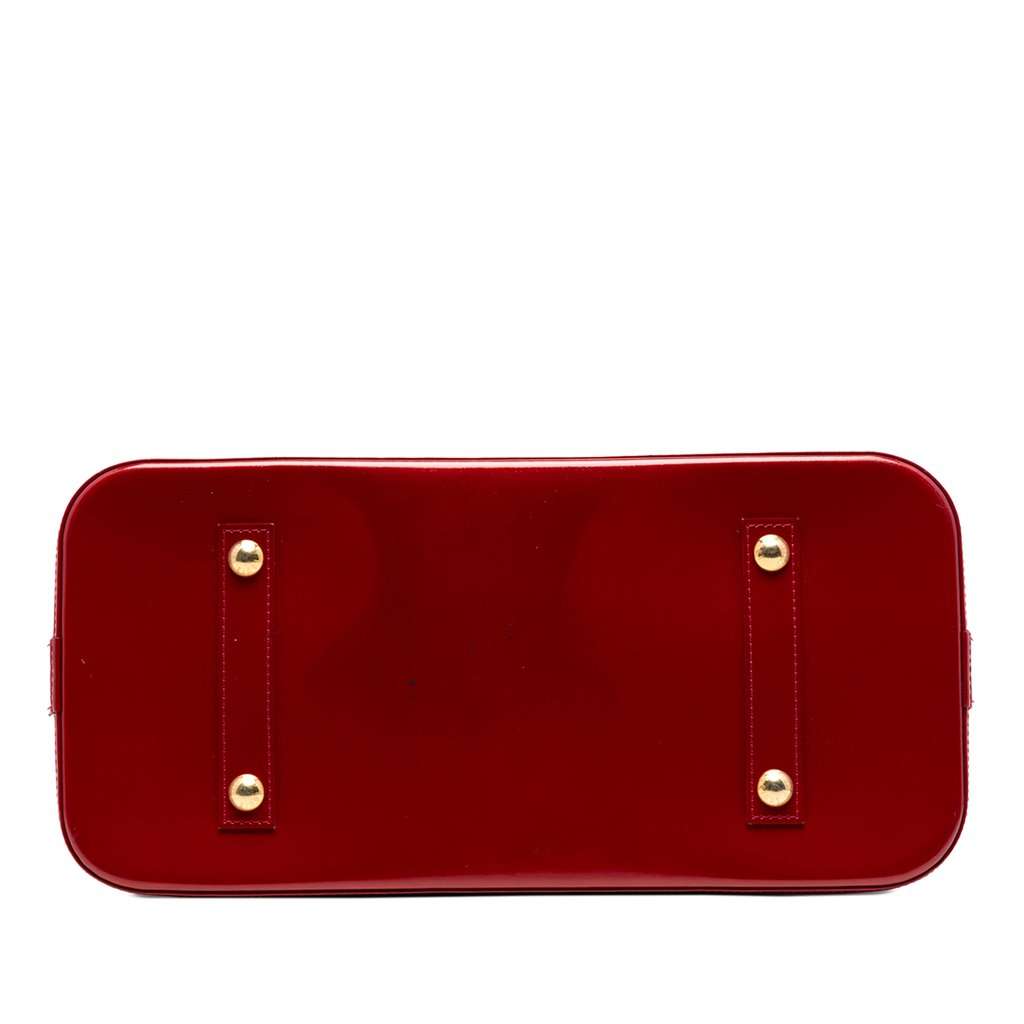 Louis Vuitton Monogram Vernis Alma GM Red Leather Very good condition - Inside View