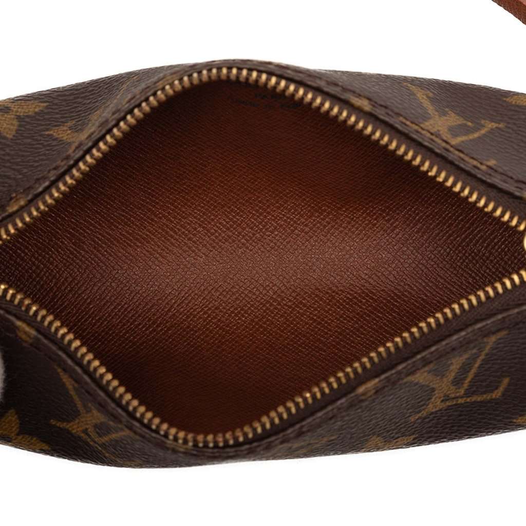 Louis Vuitton Monogram Papillon Pochette Brown Very good - Model View