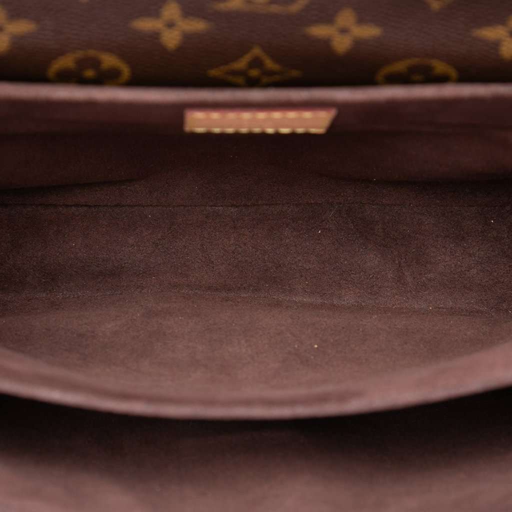 Louis Vuitton Monogram Pochette Metis Brown Very good - Model View