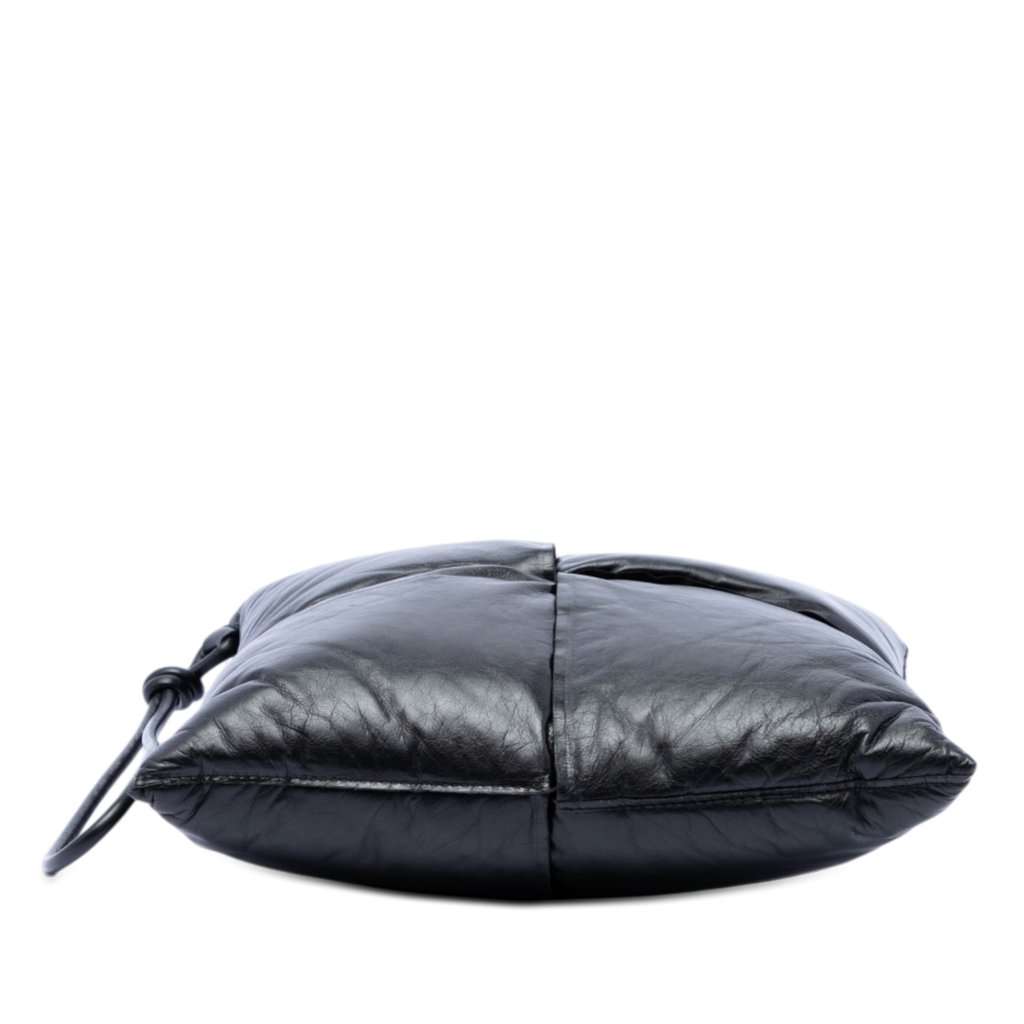 Bottega Veneta Nappa Intrecciato Padded Square Wristlet Pouch Black Leather Very good condition - Inside View