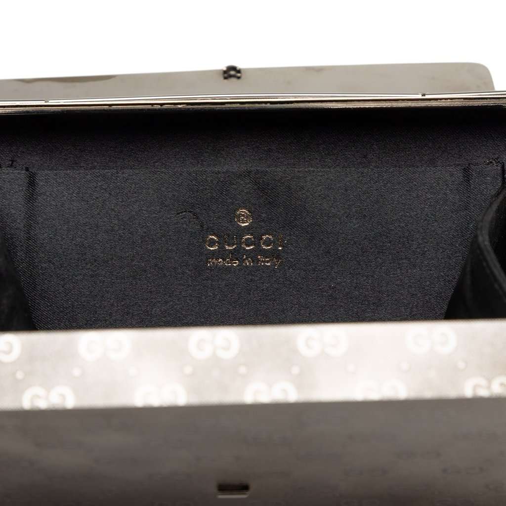 Gucci Micro GG Metal Pouch Silver Metal Good condition - Box View