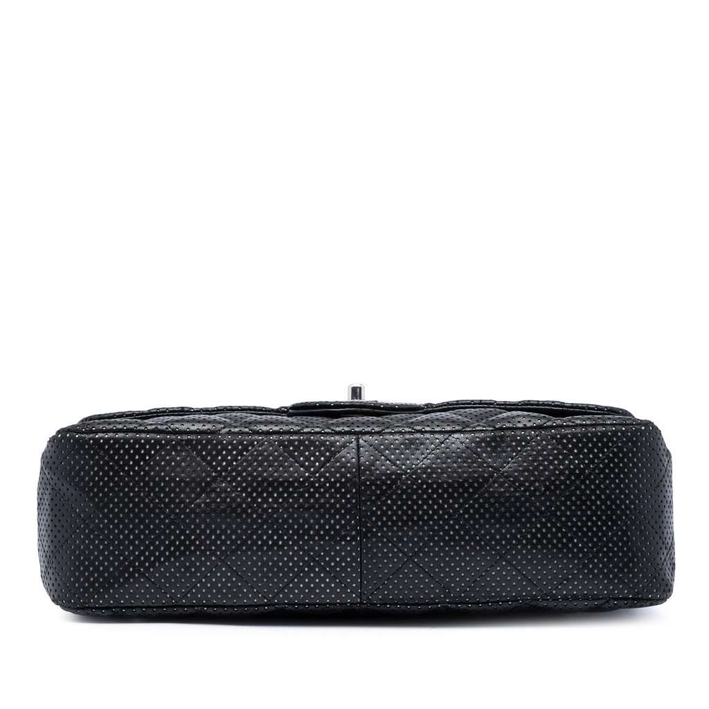 Chanel Jumbo Classic Perforated Lambskin Single Flap Black Leather Very good condition - Inside View