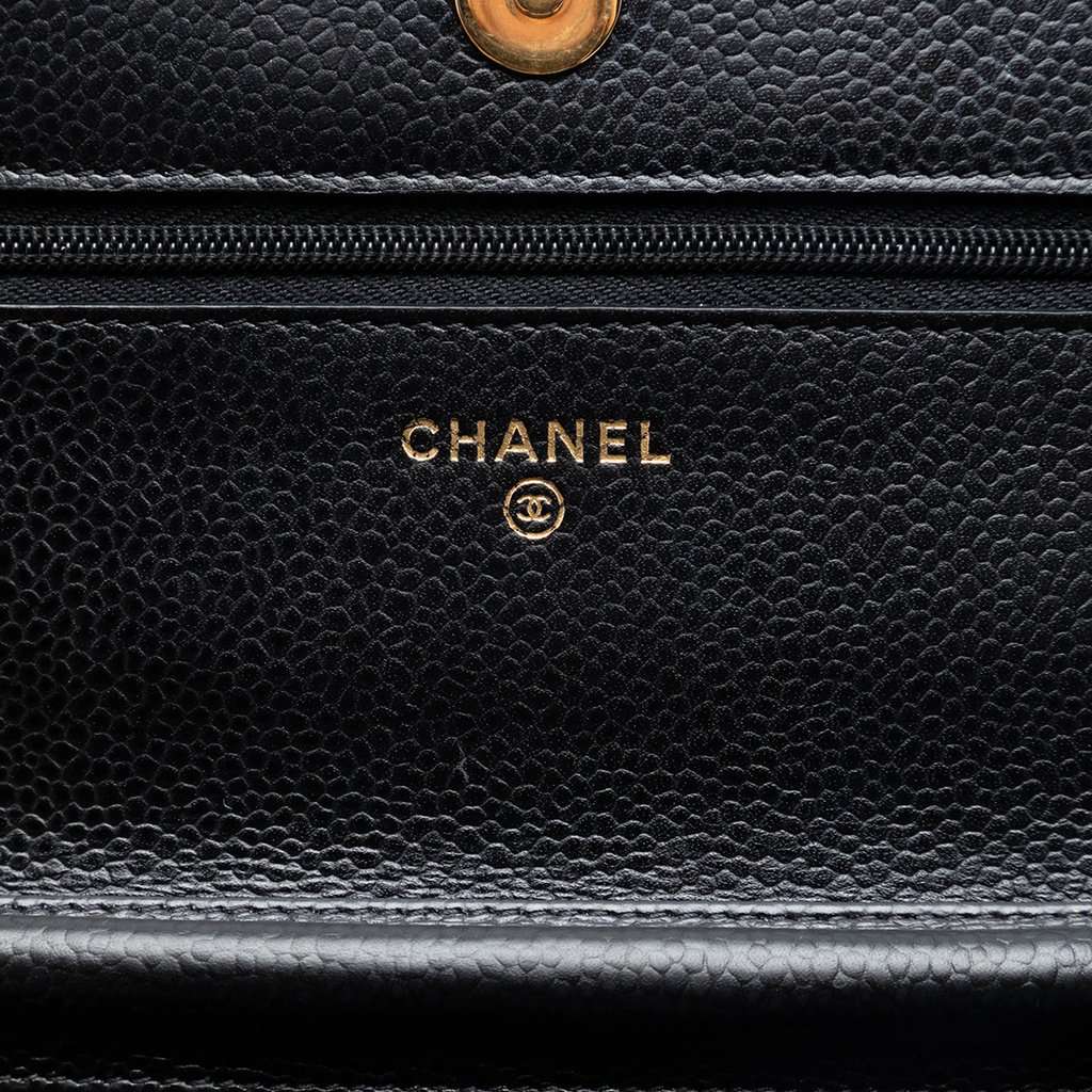 Chanel CC Quilted Caviar Wallet on Chain Black Leather Very good condition - Box View