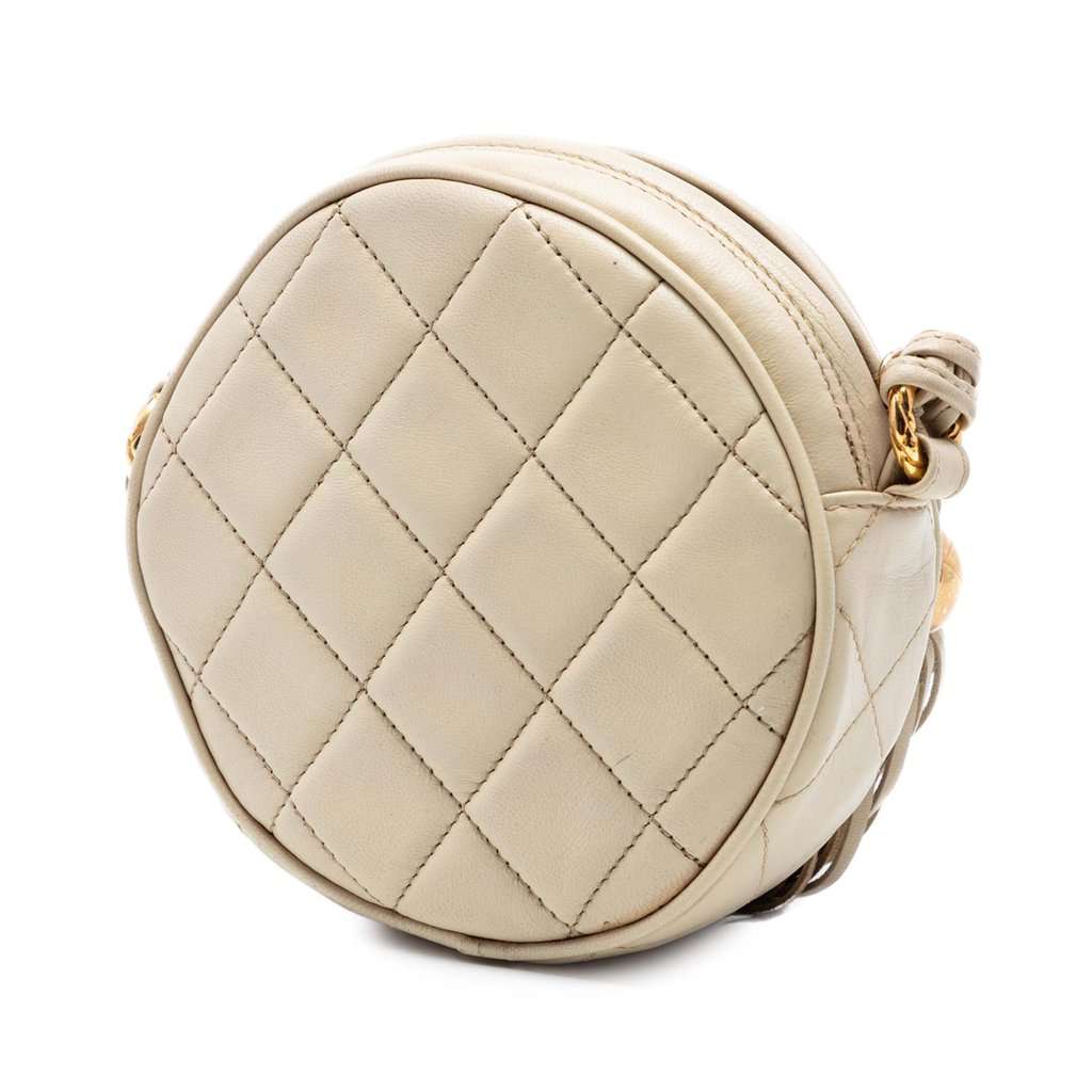 Chanel CC Quilted Lambskin Tassel Round Crossbody Brown Leather Very good condition - Back View