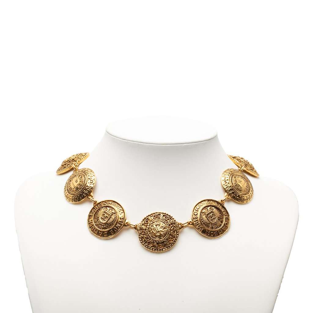Chanel CC Gold Plated Cambon Medallion Necklace Gold Metal Very good condition - Box View