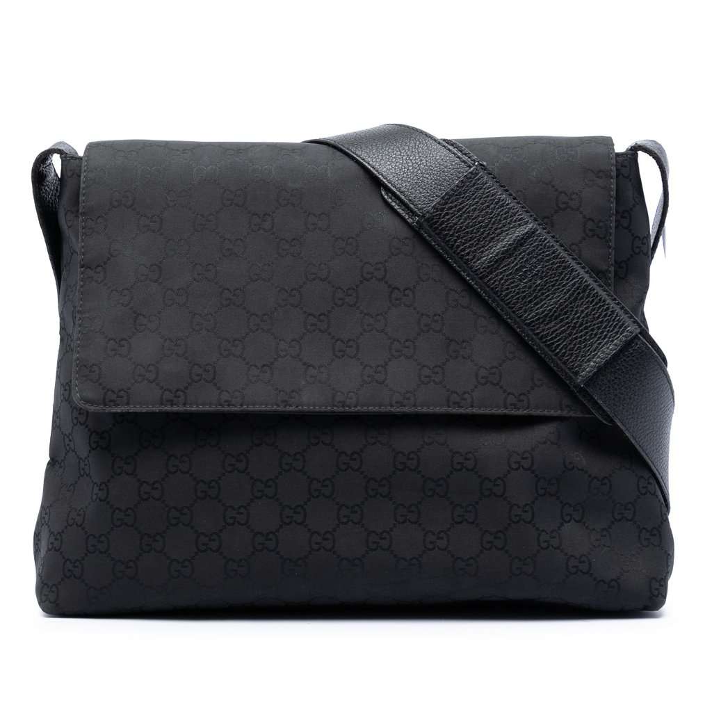 Gucci GG Canvas Messenger Bag Black Very good condition - Front View