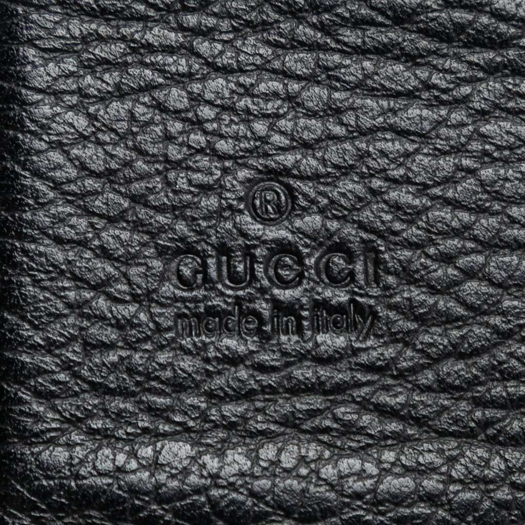 Gucci GG Canvas Messenger Bag Black Very good condition - Box View