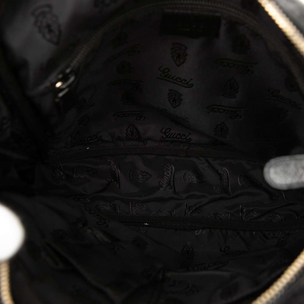 Gucci Guccissima Crossbody Black Leather Very good - Model View