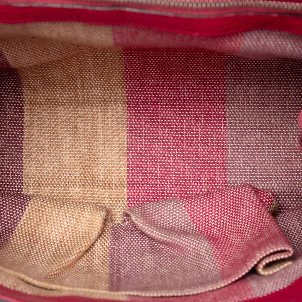 Gucci Small Calfskin Bamboo Daily Satchel Pink Leather Very good - Model View