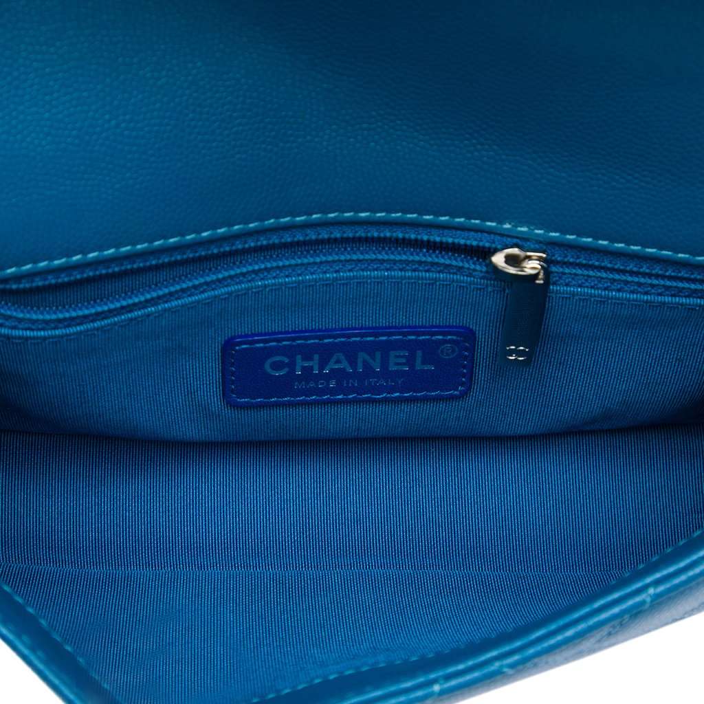 Chanel Small Quilted Caviar My Everything Flap Blue Leather Very good - Model View