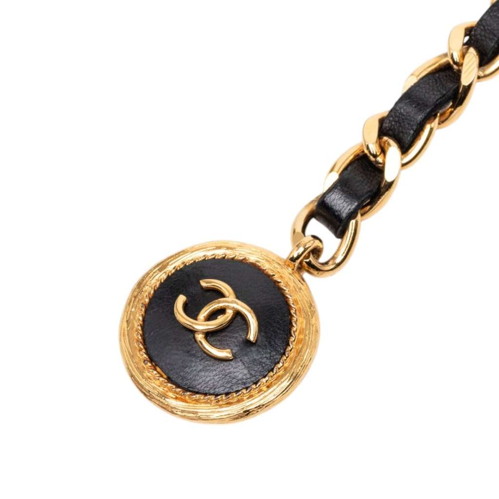 Chanel Gold Plated Leather Woven Chain Medallion Belt Gold Metal Very good condition - Back View