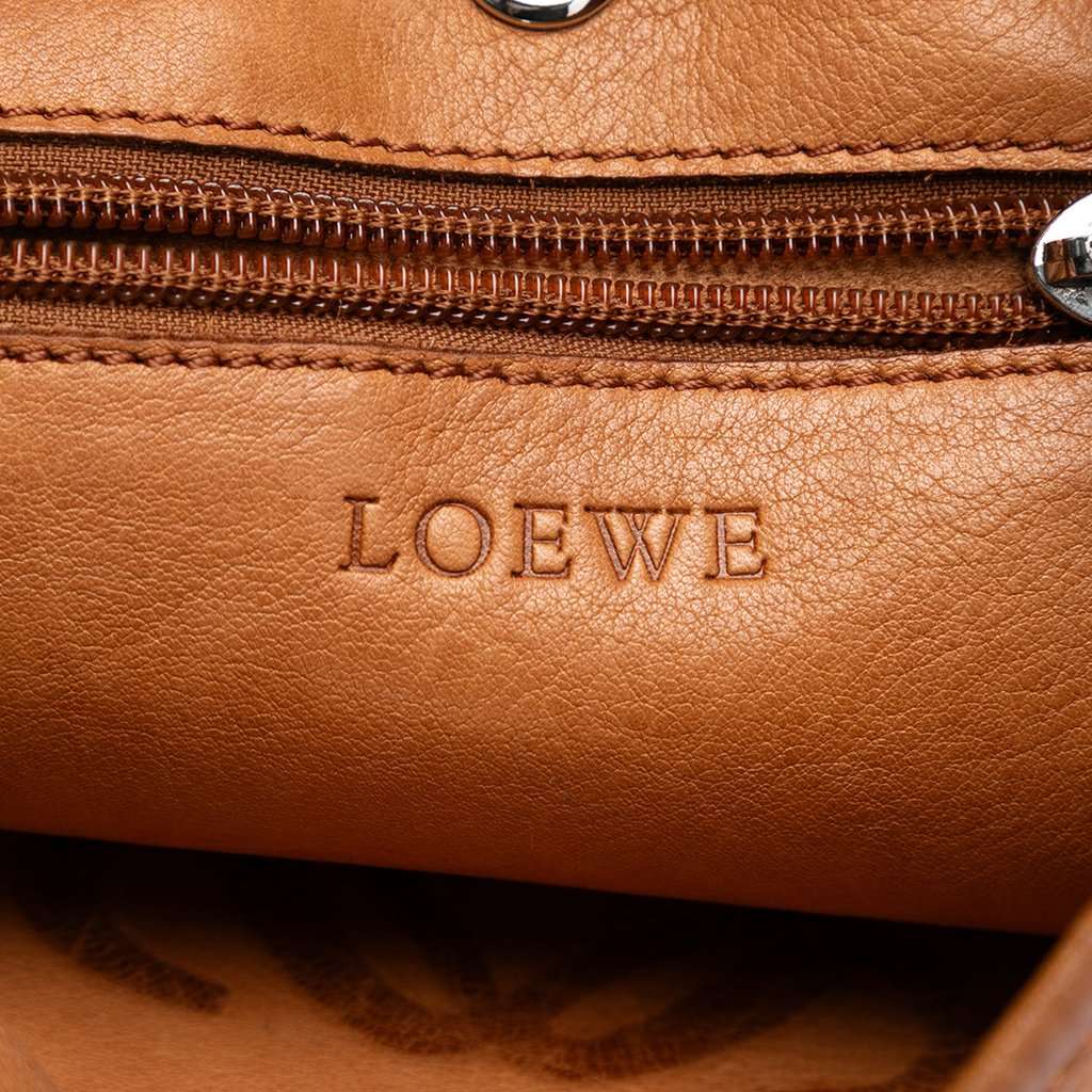 Loewe Suede Anagram Crossbody Brown Leather Very good condition - Box View